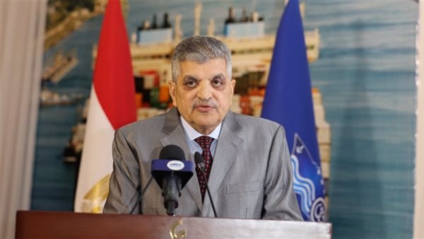 الفريق اسامة ربيع 