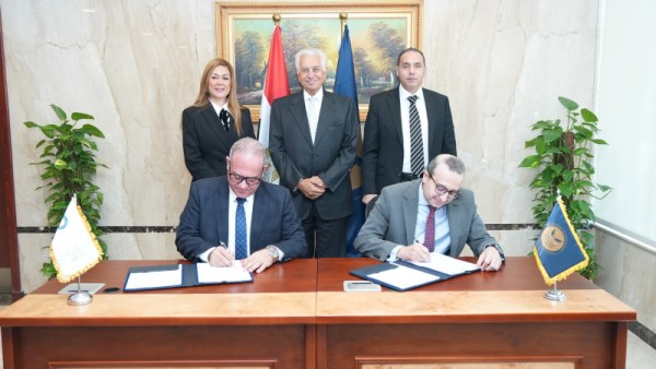 بروتوكول تعاون بين الرقابة المالية ورئيس الأكاديمية العربية للعلوم الإدارية والمالية والمصرفية