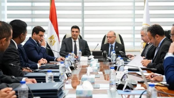 وزير الاستثمار 