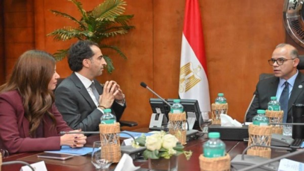 لقاء وزير الاستثمار برئيس مايكروسوفت