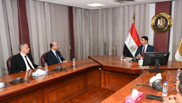 جانب من الاجتماع 