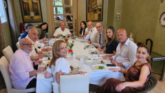 السفير التركي في ضيافة الفنان جمال سليمان مع مجموعة من نجوم سوريا