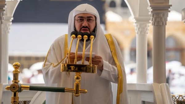 إمام الحرم: العبادة رحلة عمر ودروس الحج زاد للإيمان بعد العودة للأوطان
