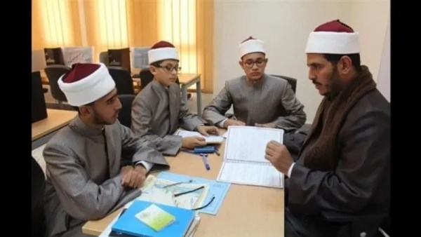 معلم مساعد قرآن كريم