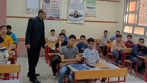 أشرف محمود وكيل مديرية التعليم بالقليوبية