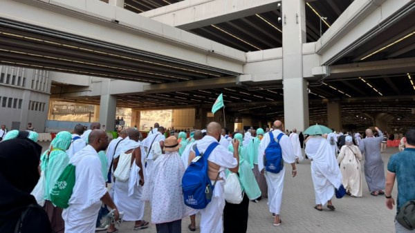 حجاج بيت الله الحرام
