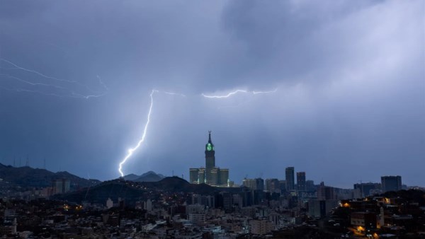 أمطار رعدية غزيرة على مكة 