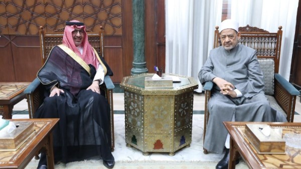 شيخ الأزهر يستقبل سفير الممكلة العربية السعودية