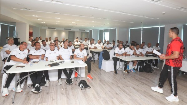 مجموعات تدريبية لمدربي حراس المرمى 