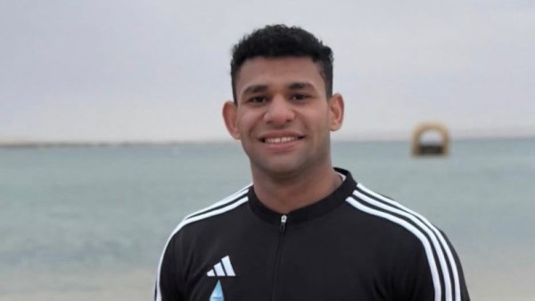  عبدالرحمن يونس لاعب المنتخب الوطني لرفع الأثقال