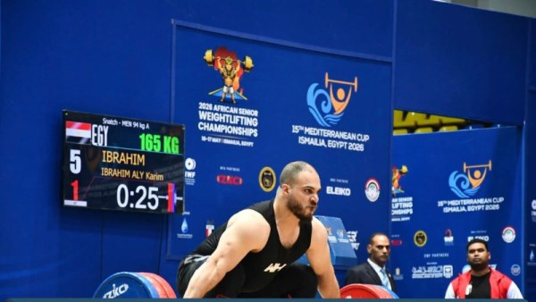 كريم كحلة بطل المنتخب الوطني لرفع الأثقال