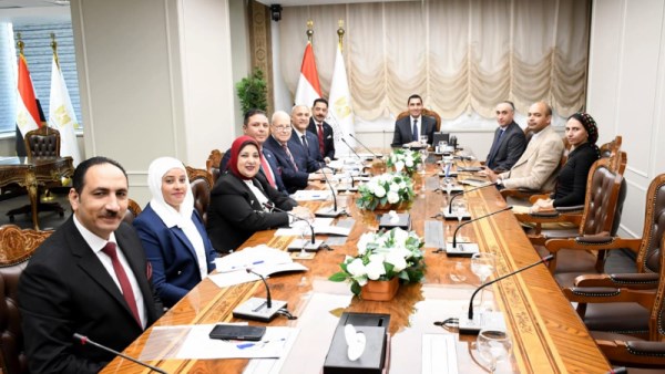 وزير الرياضة يستقبل رئيس الاتحاد المصري والأفريقي للكاراتيه 