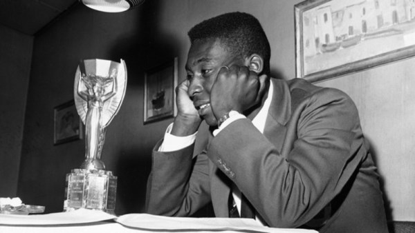 بيليه مع نسخة كأس العالم 1958