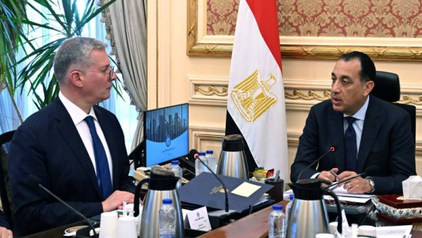 اجتماع مدبولي مع وزير البترول