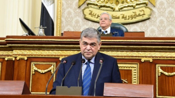 أشرف حاتم  رئيس لجنة التعليم والبحث العلمي بمجلس النواب