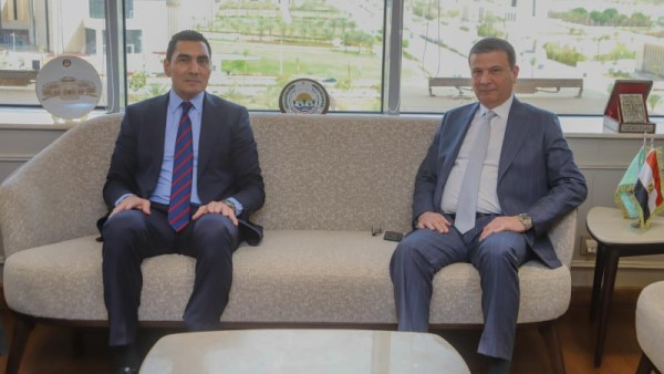 وزيرا الزراعة والشباب