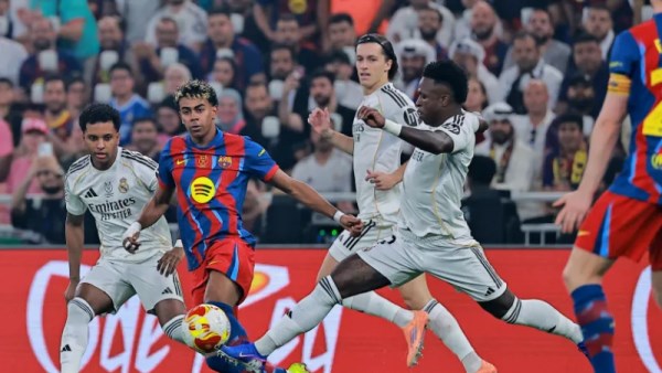 ريال مدريد وبرشلونة