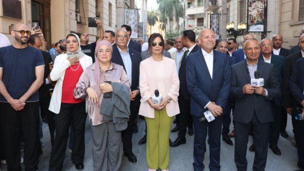 وزيرة الثقافة