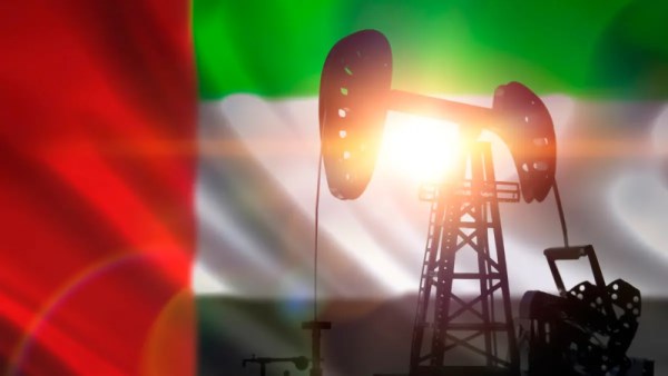 الإمارات تُسرّع إنشاء خط أنابيب نفط ثانٍ لتجاوز مضيق هرمز
