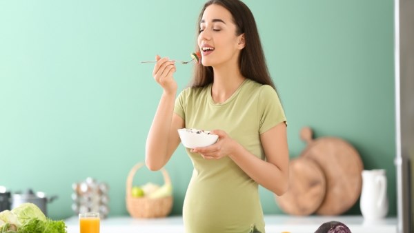 فوائد الكزبرة الخضراء أثناء الحمل