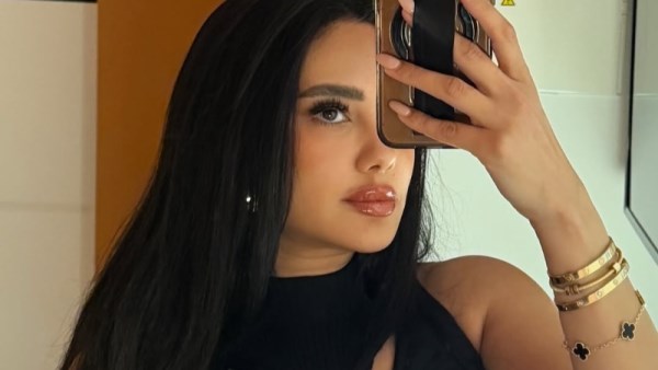 الفنانة مي القاضي