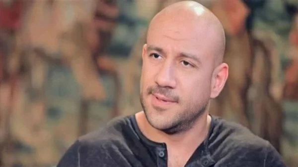 الفنان أحمد مكي 