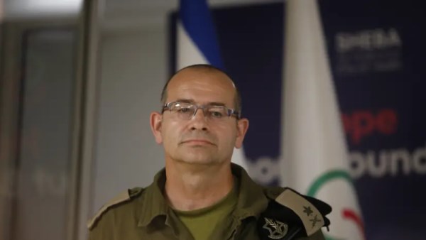 رومان غوفمان رئيس جهاز الموساد