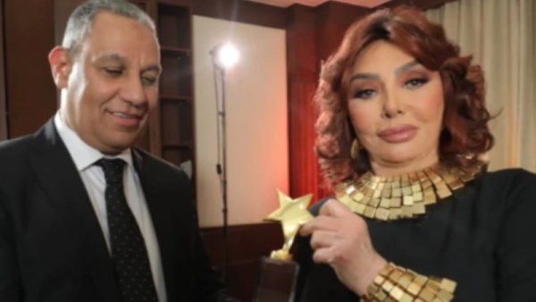 الفنانة نبيلة عبيد