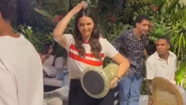 الفنانة هنادي مهنا 