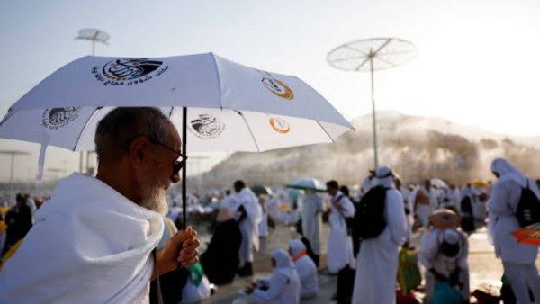 إرشادات طبية مهمة للحجاج لتجنب الإجهاد الحراري وضربات الشمس   
