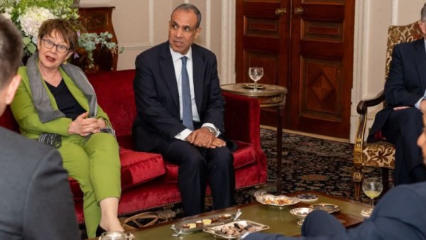 وزير الخارجية يبحث مع رئيسة البنك الأوروبي لإعادة الإعمار والتنمية دعم التعاون الاقتصادي والاستثماري   