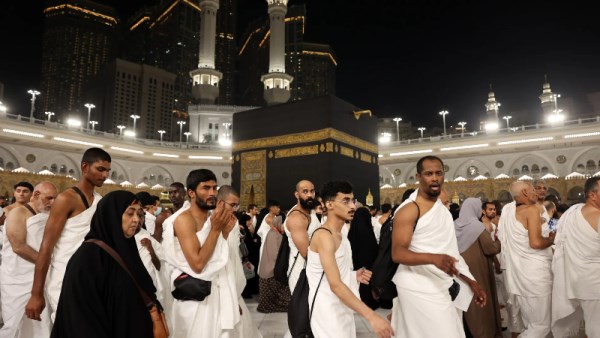 متى يوم عرفة 2026؟