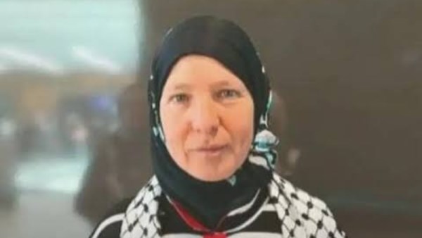 الناشطة المسلمة زوهار ريغف 