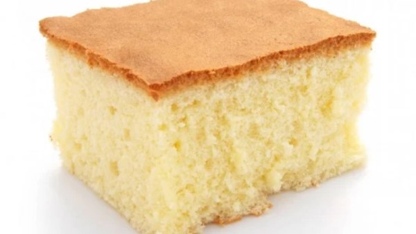 طريقة عمل الكيكة الهشة في العيد