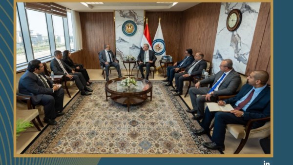 جانب من اجتماع وزير البترول 