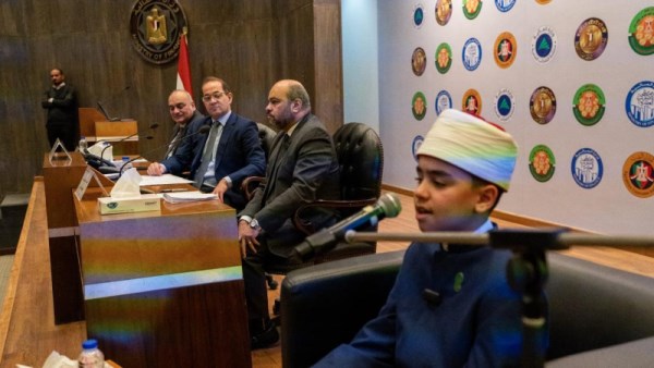 احتفاء وزير المالية بالقلاجي 