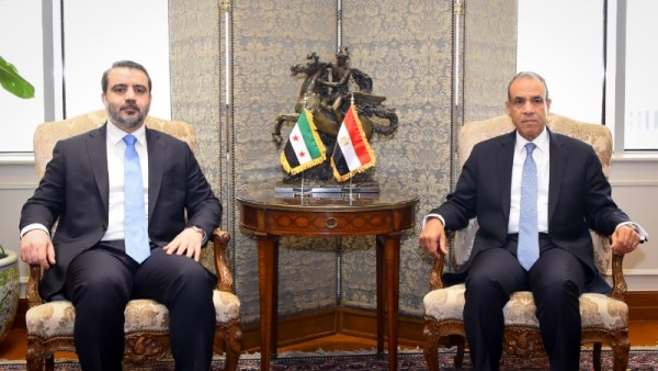 وزير الخارجية المصري ونظيره السوري