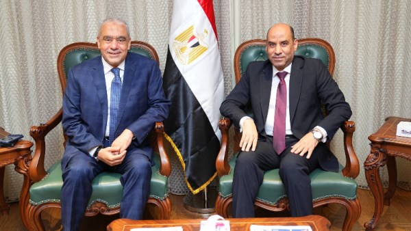 وزير العمل والمهندس محمد العربي