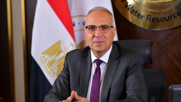 وزير الموارد المائية والري