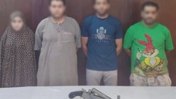 المتهمين