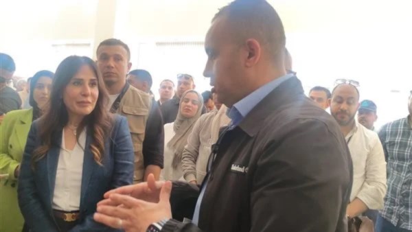 رئيس جهاز العلمين ووزيرة الاسكان 