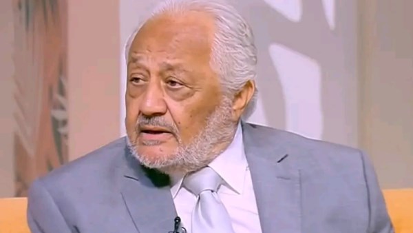 خالد زكي