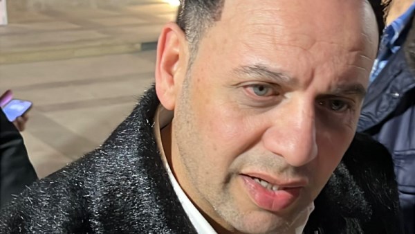مصطفى قمر 