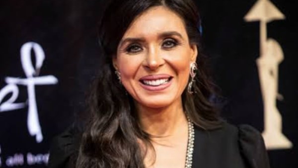 دينا 