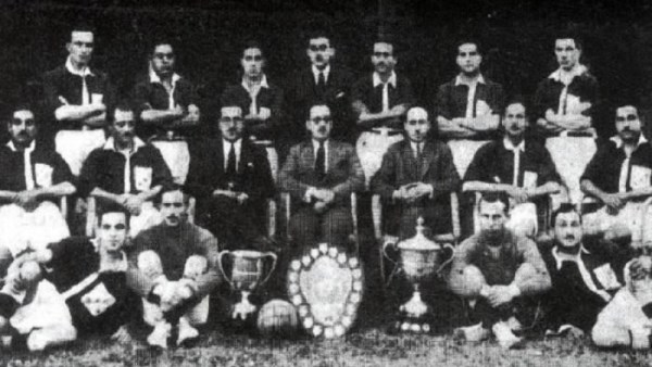 فريق الأهلي عام 1927 