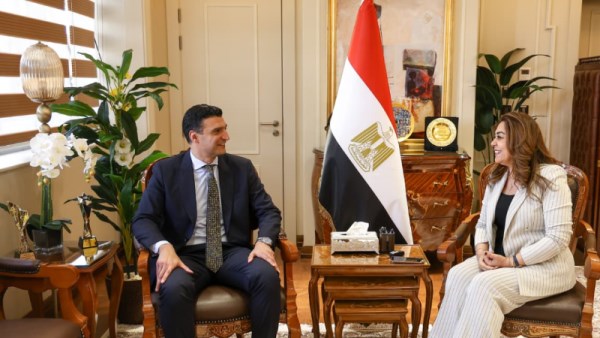 وزير الصناعة 