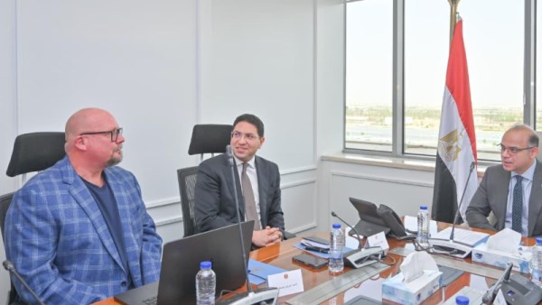 وزير الاستثمار والتجارة الخارجية 