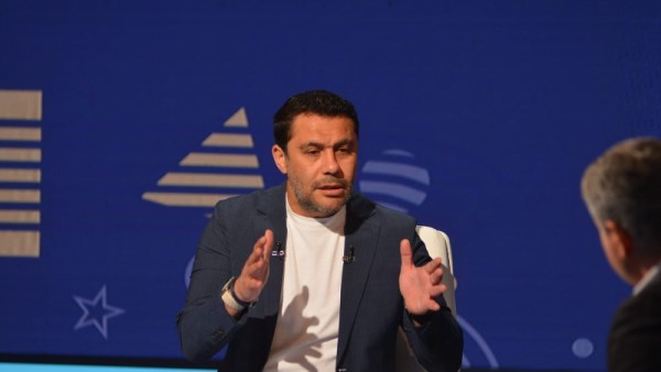  أحمد حسن