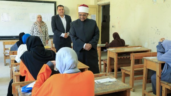 انطلاق امتحان التوحيد للقسم الأدبي بالثانوية الأزهرية