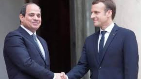 ماكرون والسيسي 